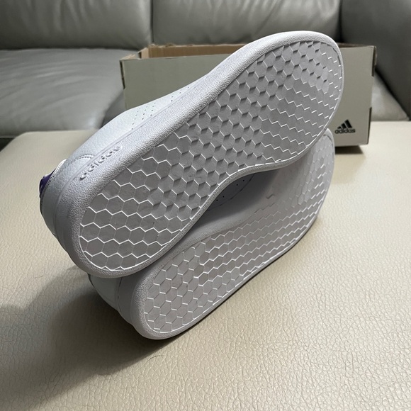 NWB - Adidas Advantage Women’s Sneaker HR0320 - EU 40/US 8 - Picture 7 of 11